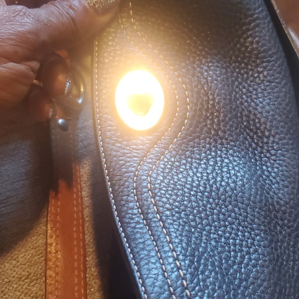 *Coach bag - Picture 6 of 9